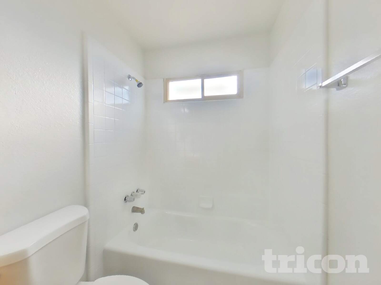 Building Photo - 13601 N 41st St