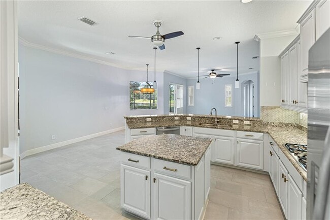 Building Photo - 14717 Bowfin Terrace