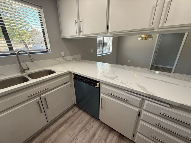 Building Photo - 2 ON 1 PROPERTY in ALPINE! 3BR/2BA home PL...