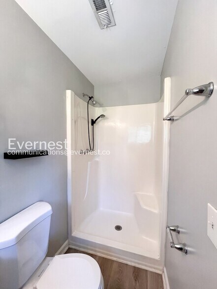 Building Photo - 409 Alexander Dr
