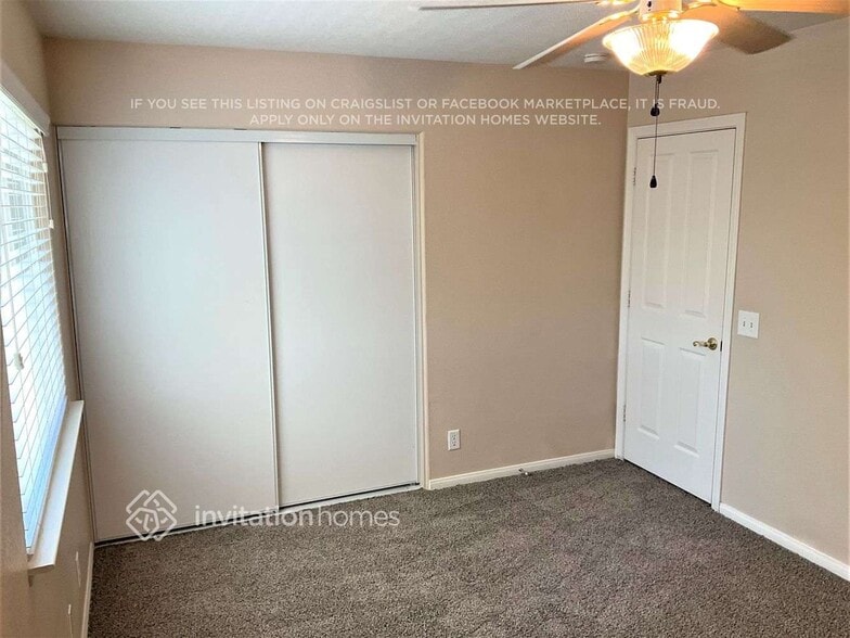 Building Photo - 8121 Tropic Isle Cir