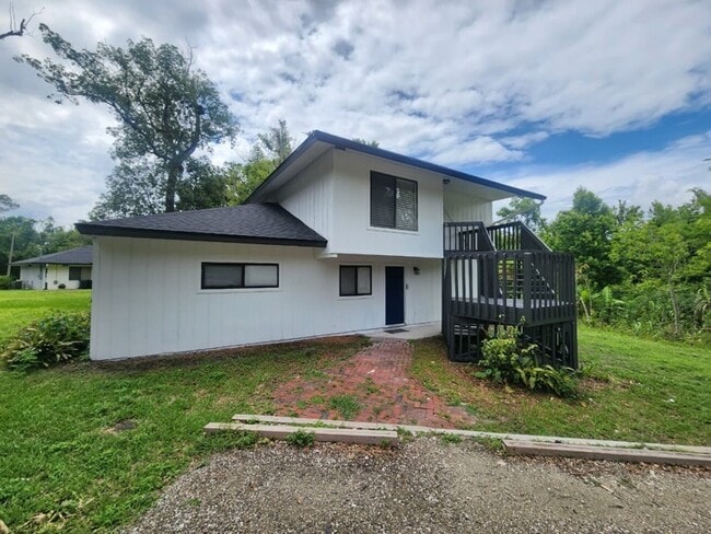 Primary Photo - 431 Geneva Dr
