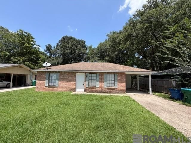 Building Photo - 223 Pinoak St