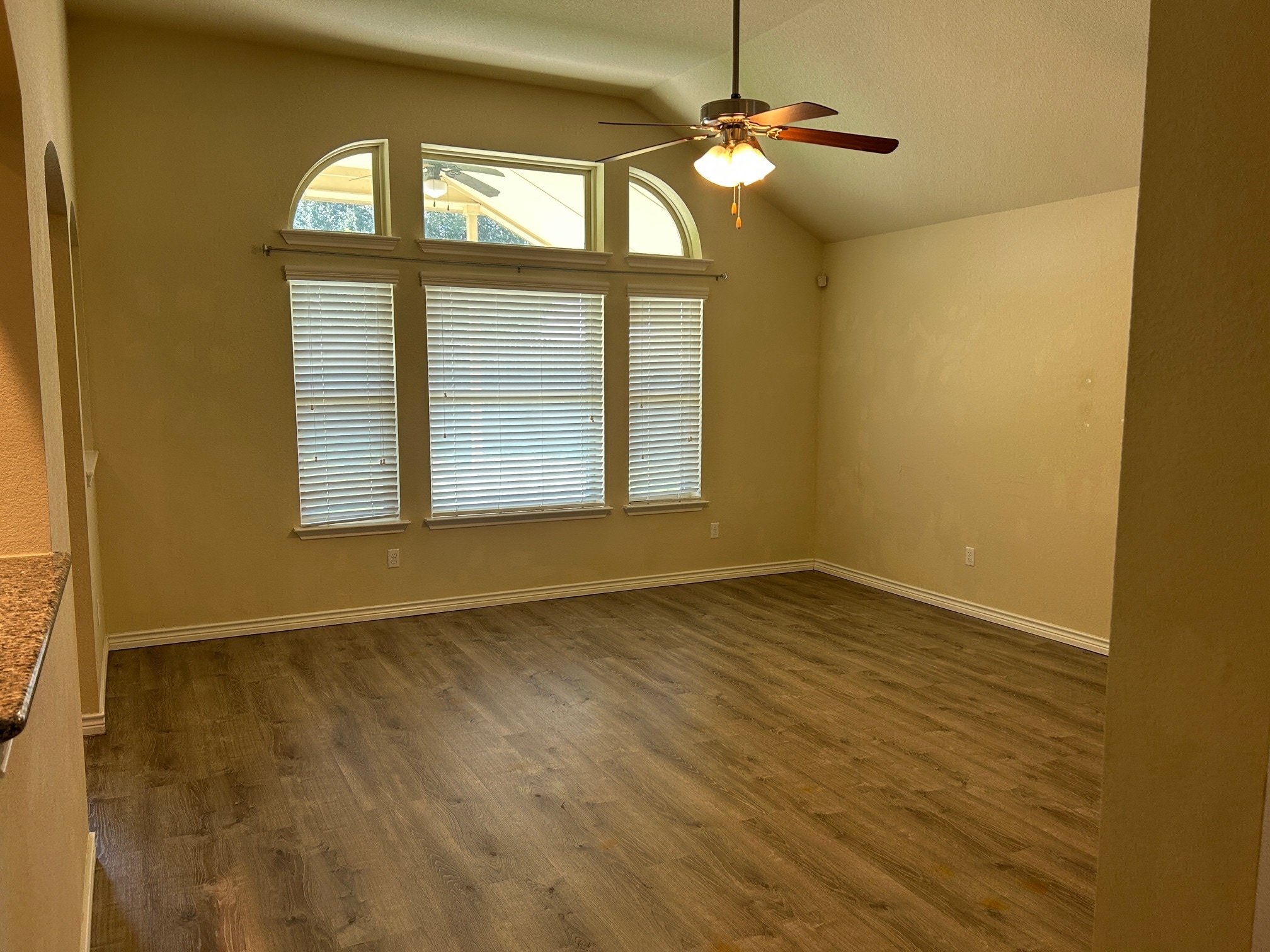 Building Photo - 2006 Deer Field Way