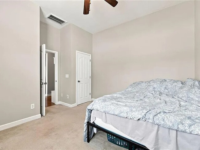 Building Photo - Lease OR Lease to Own