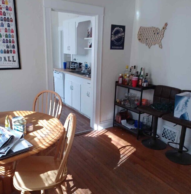 Building Photo - 233 S Franklin St