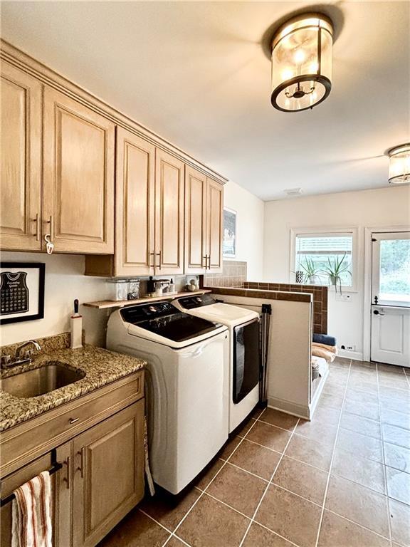 Building Photo - 3232 Brookview Rd