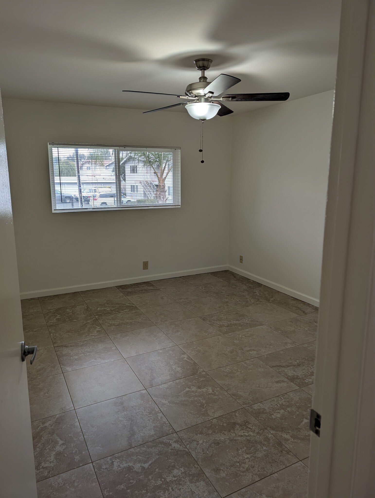 Building Photo - 4435 Bonnie Brae St