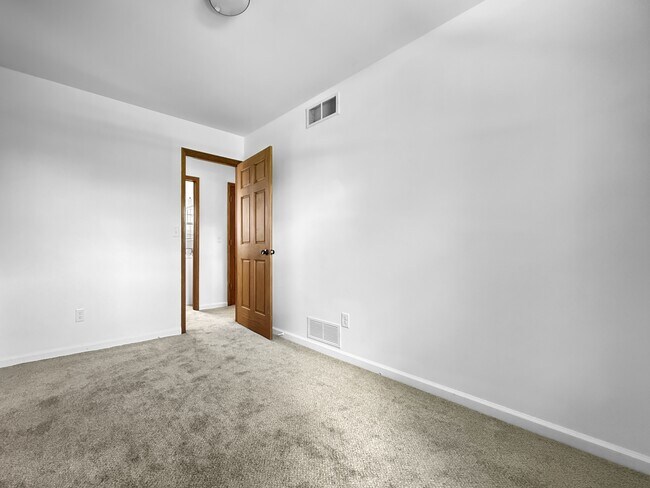 Building Photo - 1624 Kentucky St