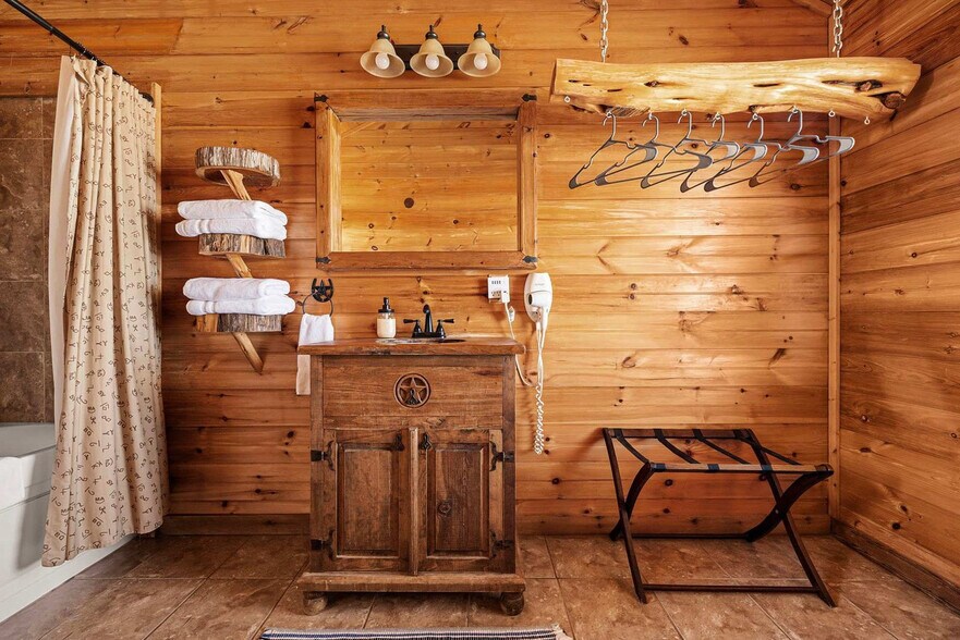 Building Photo - 307 Sagebiel Ranch Rd