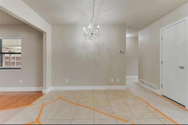 Building Photo - 2429 Towerwood Dr