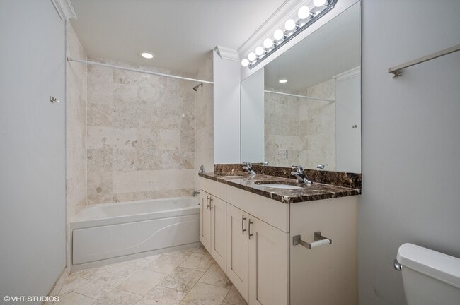 Building Photo - 1440 S Wabash Ave