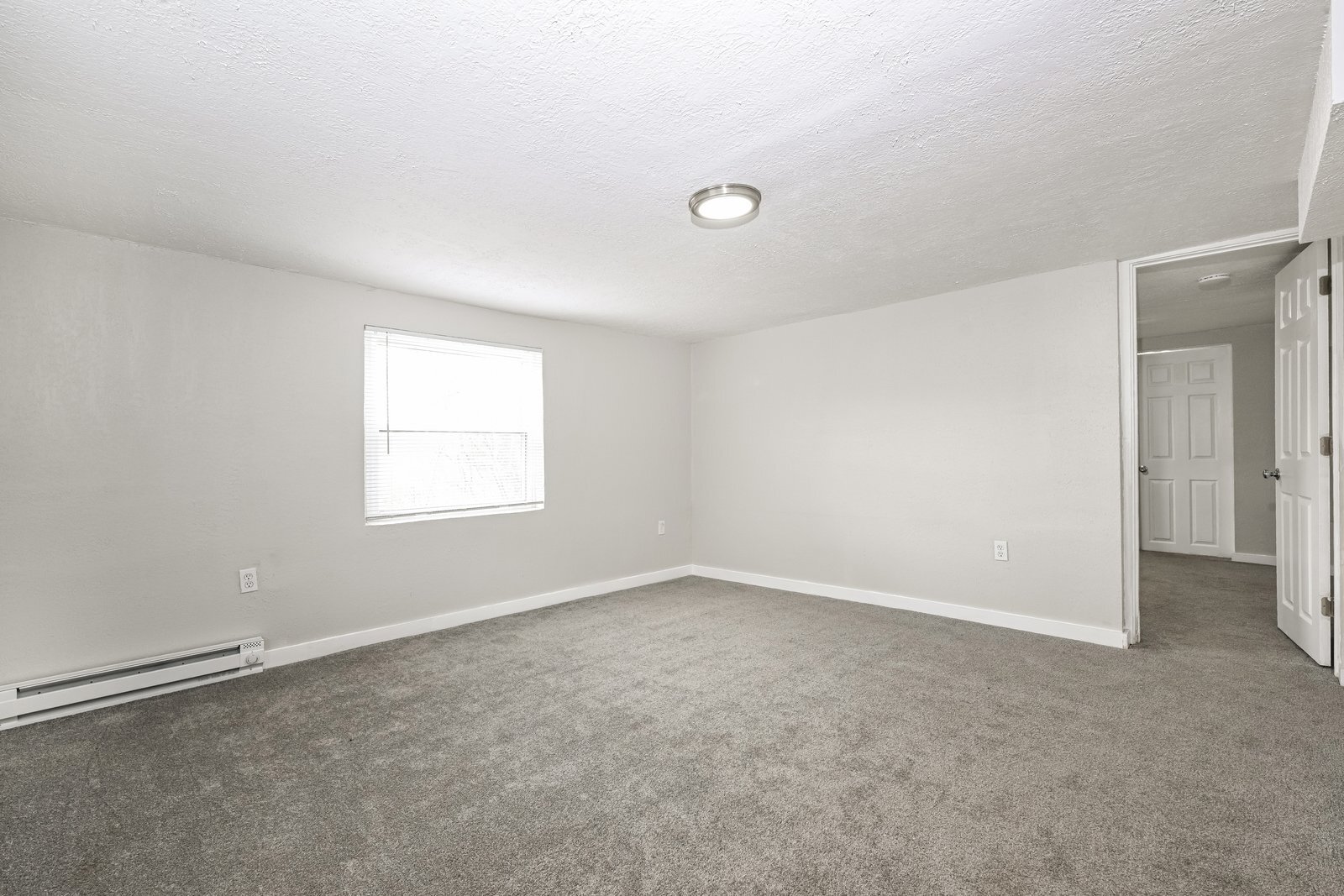 Building Photo - 127 Oak Spring Rd