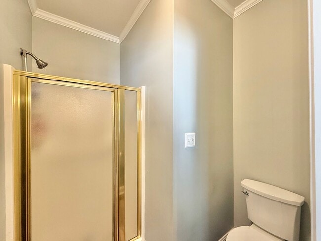 Building Photo - Spacious 3BD, 2.5BA Raleigh Home with First Floor Primary Bedroom & Fenced Yard