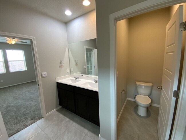 Building Photo - 4 Bedroom Newly Built Home Available Near ...