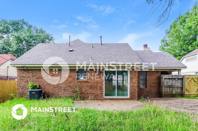 Building Photo - 6349 Valleydale Dr