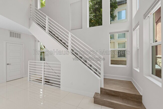 Building Photo - 7857 Inception Way