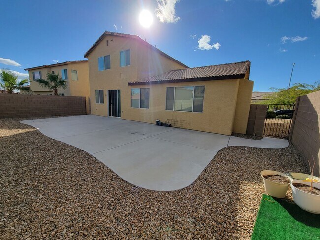 Building Photo - Stunning 3 Bedroom Rental - In Nevada Trails