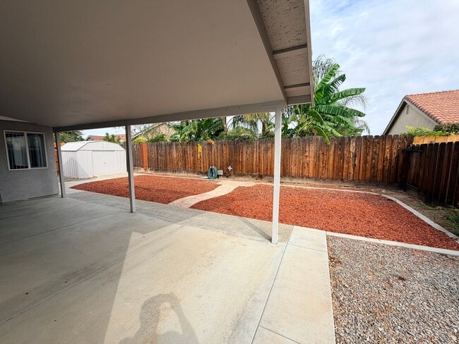 Building Photo - 710 Foothill St