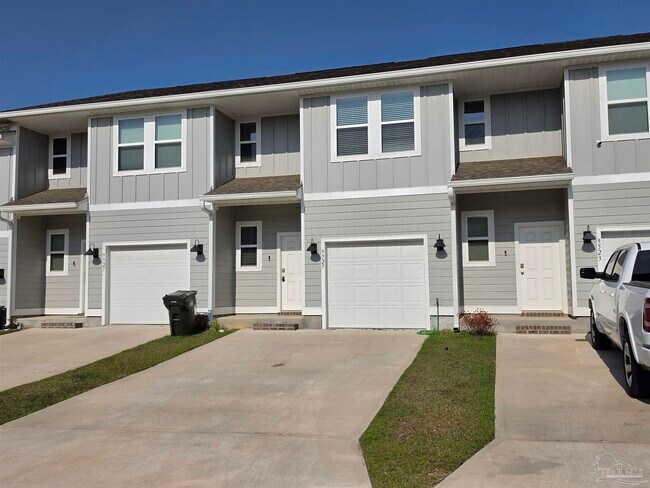 Building Photo - 9525 Nature Crk Cir