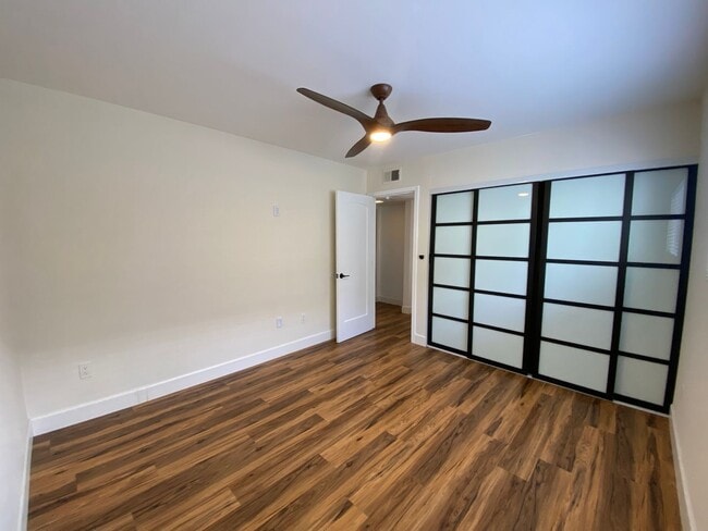 Building Photo - TWO PARKING SPACES INCLUDED! In Unit Washer & Dryer! Large Private Patio for Bikes, Boards and Bb...