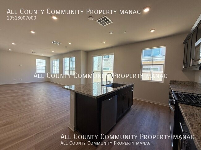 Building Photo - 26604 Ashley Rd
