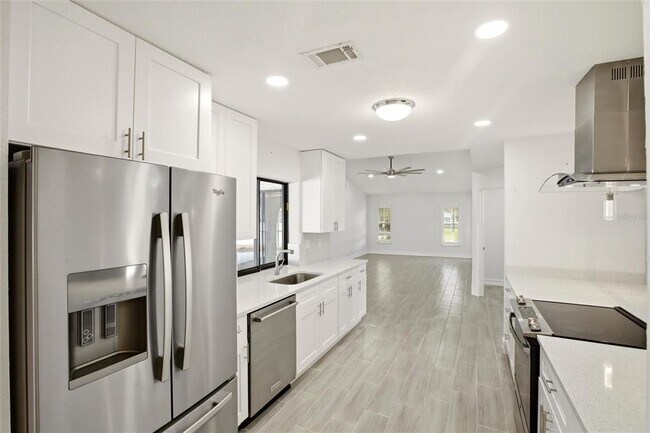 Building Photo - 176 N Waterway Dr NW