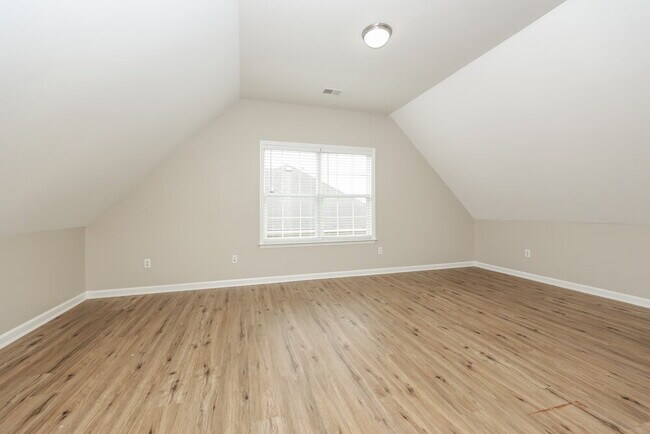 Building Photo - 7416 Maggie Dr