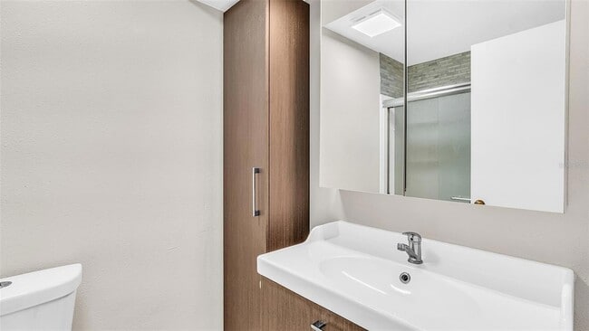 Building Photo - 7613 Amherst St