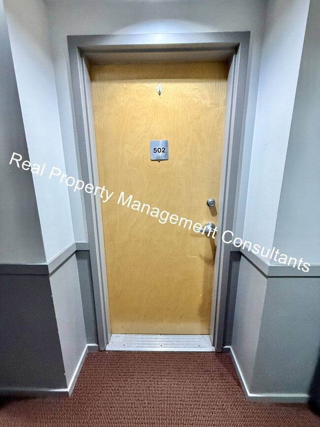 Building Photo - Luxury Living at Western Auto Building – 2 Bed, 2 Bath