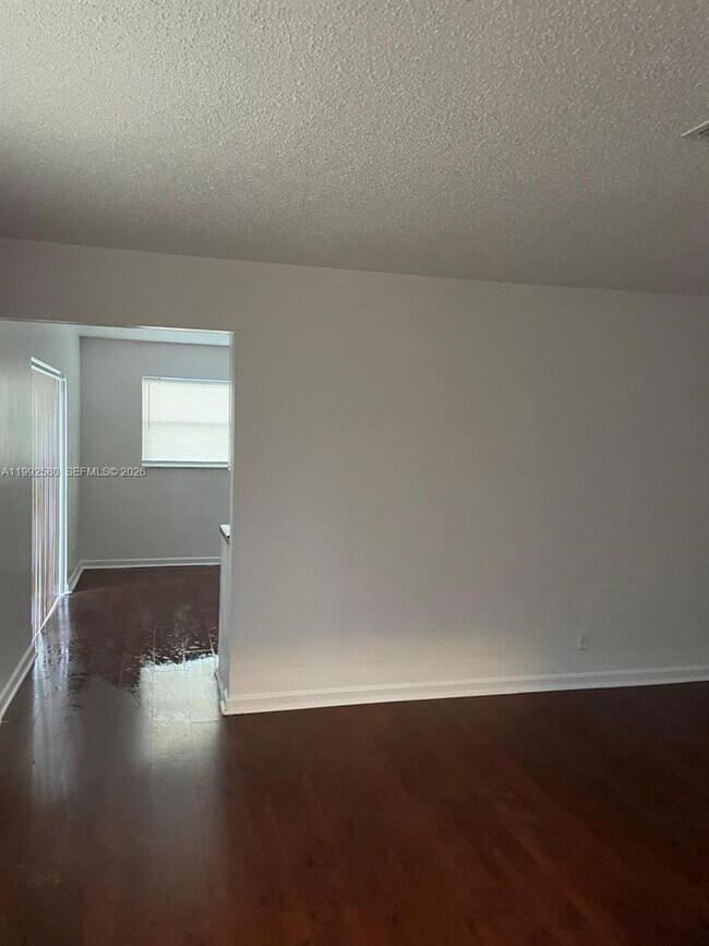 Building Photo - 222 SW 1st St