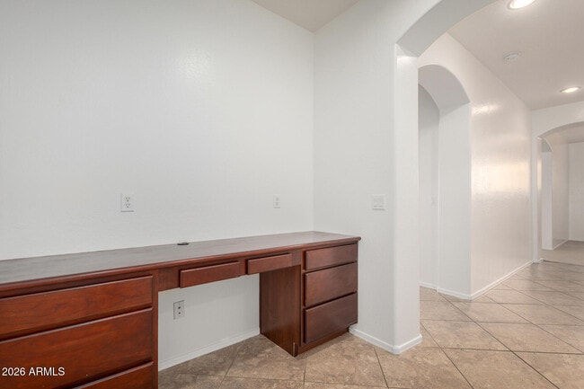 Building Photo - 15956 W Cocopah St