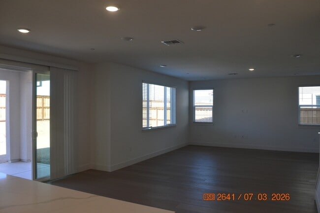 Building Photo - 228 W Volta St
