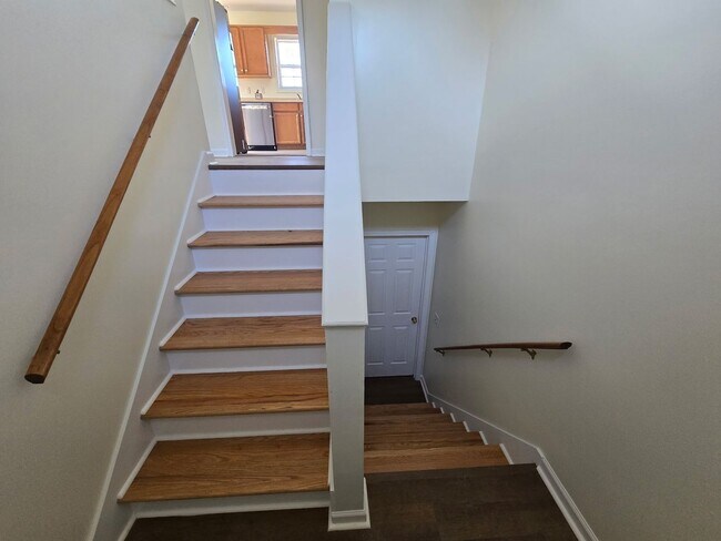 Building Photo - 3 bedroom / 2 bath + den located in Jonesborough