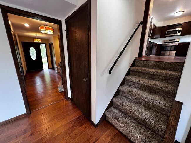 Building Photo - Spacious Home with Remodeled Open-Concept Kitchen, Water Utilities Included. VERONA Schools