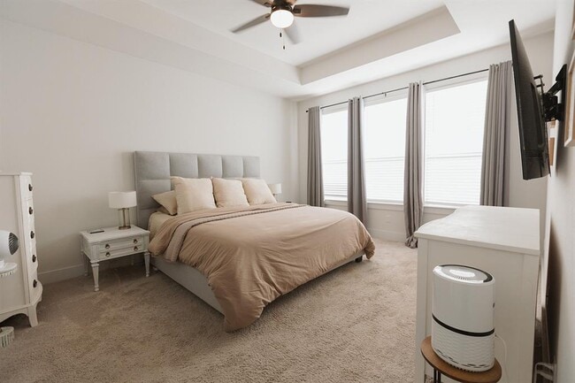 Building Photo - 808 Karst Cv