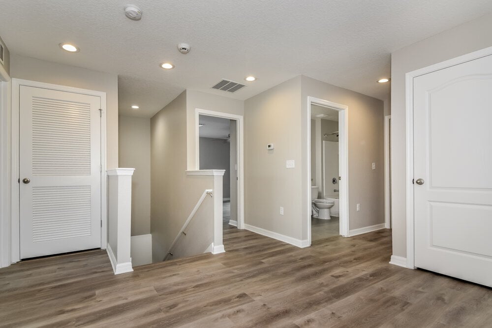 Building Photo - 10508 Whispering Hammock Dr