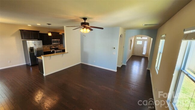 Building Photo - 508 Knothole Ln