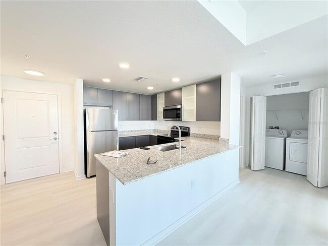 Building Photo - 5587 Millennia Park Dr