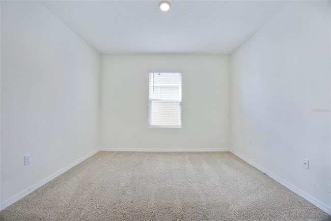 Building Photo - 652 Greymount St