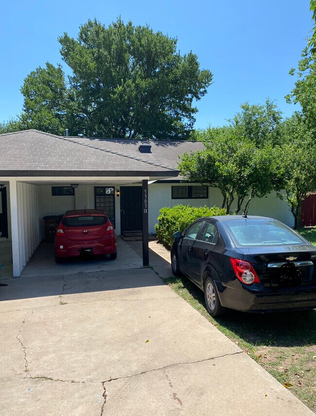 Building Photo - 5303 West Gate Blvd