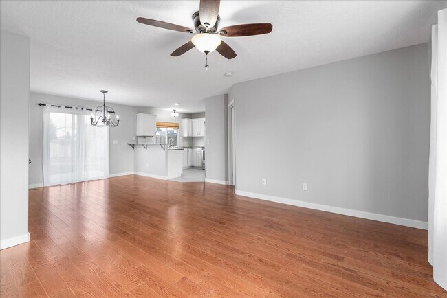 Building Photo - 16640 N Windsor Ln