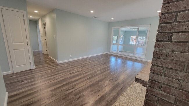 Building Photo - 28022 Thackeray Ave