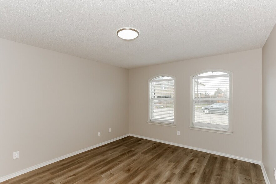 Building Photo - 1032 Bannack Dr