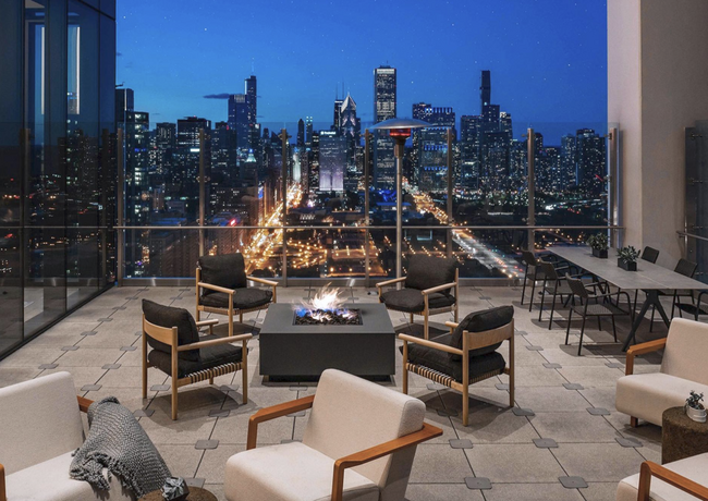 Skyline Residents Private Amenity Space! - 1150 S Michigan Ave