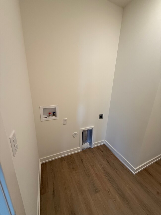 Laundry Room - 1813 Wes Milligan Ln