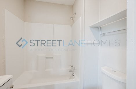 Building Photo - 605 S Lee St