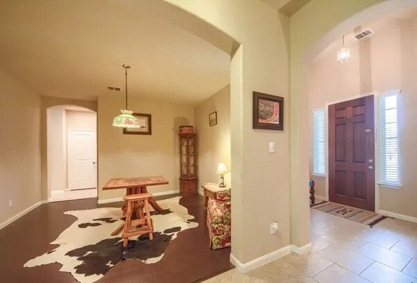 Building Photo - 15527 Birdstone Ln