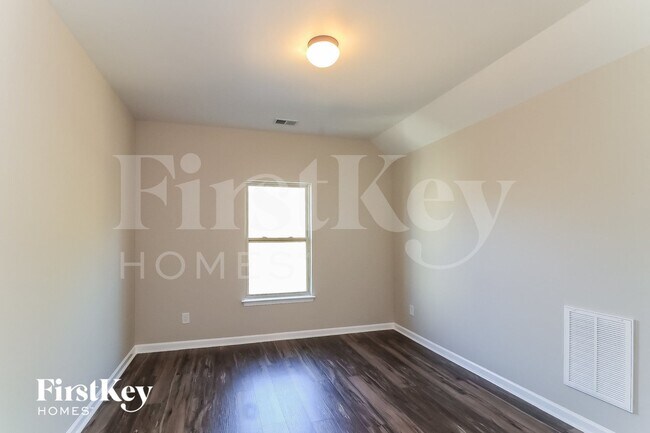 Building Photo - 3827 Humber Ct