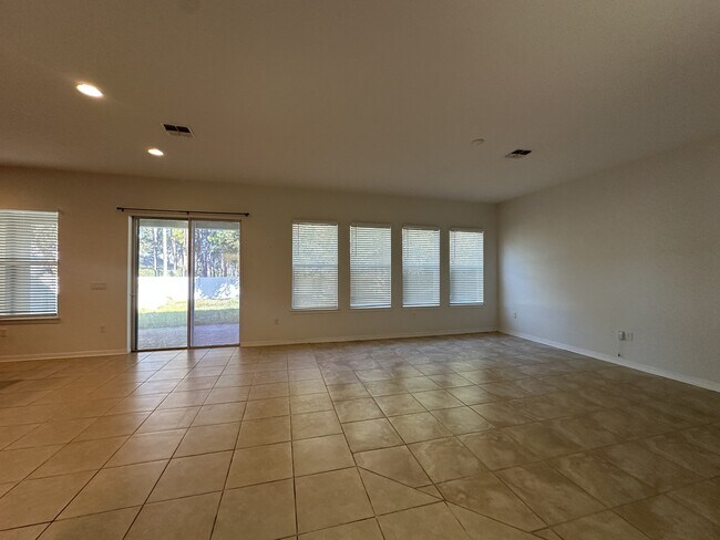 Building Photo - 6836 Trellis Vine Loop